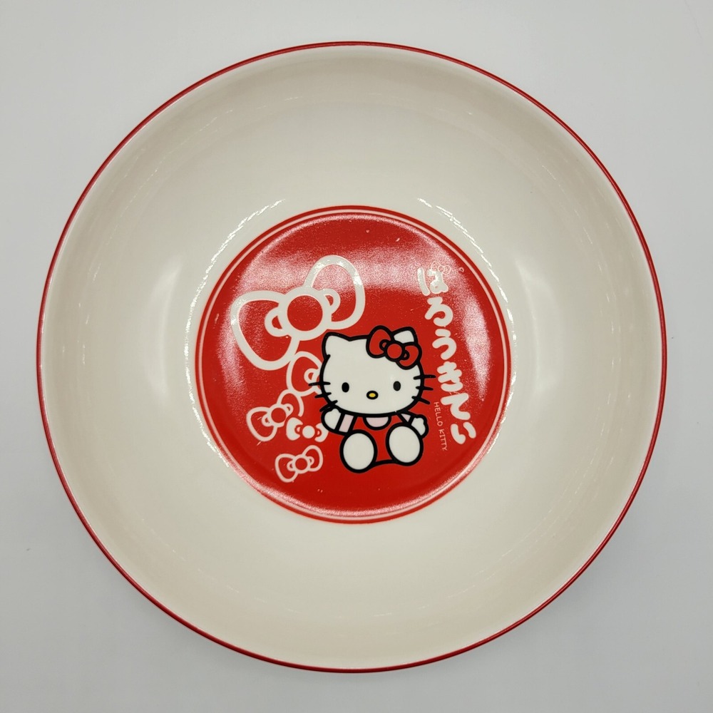 Hello Kitty by Sanrio Japan 9" Ceramic Bowl Cereal Pasta Noodle